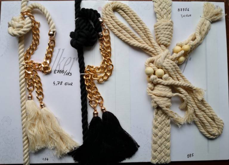 Accesorii Vestimentare